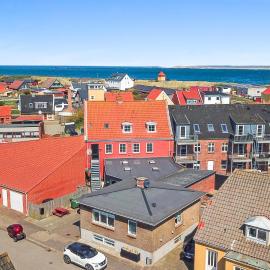 Total Renoveret Parcelhus Med Terrasse Og Beliggende Tæt Ved Vesterhavet Og Tæt Ved Indkøb Sj1046, hotelli kohteessa Thyborøn