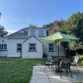 Dovetail Cottage, hotel in Wexford