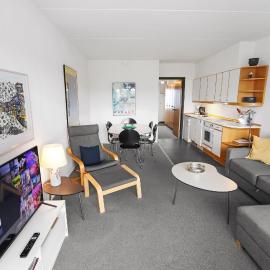 Pæn Ferielejlighed Beliggende På 1 Sal Sj3215, hotel in Henne Strand