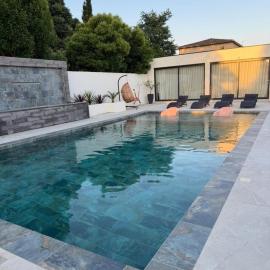 pool house de charme avec piscine privée et hammam, hotel a Tarascon