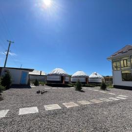 Yurt house、Tongのホテル