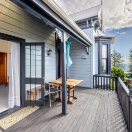 Art Deco Seaview Retreat, hotel in Napier