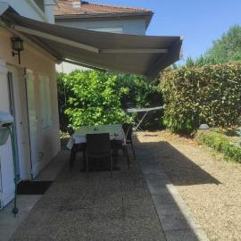 Convivialetzen, Hotel in Châtenoy-le-Royal
