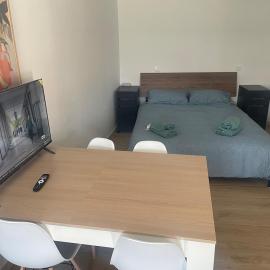Robledo de Chavela, apartamento con cama doble y sofá cama doble en el centro de Robledo de Chavela