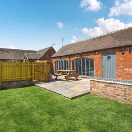 Cart House Barn - Uk49802, hotel in Morville