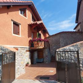 Casa entera en Las Merindades con txoko y patio, a 50 min de Bilbao