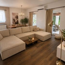 Villa Olivia, hotel i Banjole
