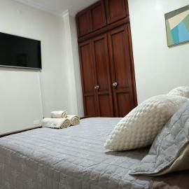 Suite Privada en La Alborada Ideal para parejas, hotel a Guayaquil