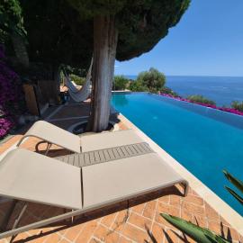 VILLA LA MERIDIENNE-PISCINE-VUE MER-9 Pers