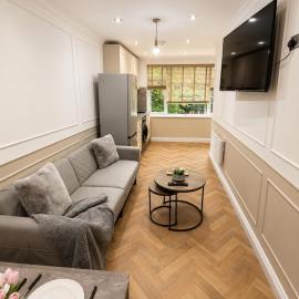 1 Bedroom Luxury Serviced Apartment with Parking