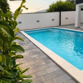 Elaan Pool&Residence