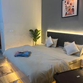 Golden stay, hotel in Greater Noida
