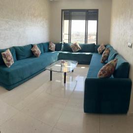 Appart 5min plage, plein centre, hotel in Sidi Rahal