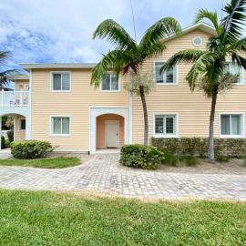Bimini Bay Resort & Marina Parrot-dice!, hotel u gradu Bailey Town