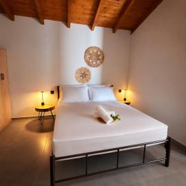 LemonTreesHouses 1 Peaceful Stay Near Athens Airport & Rafina Port