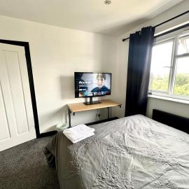 Rest & Recover, hotel in Wednesbury