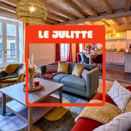 "Le Julitte" le logement hyper cosy avec 3 chambres en hyper centre ville, hotel in Nevers
