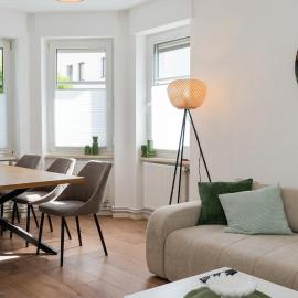 Zentrale Wohnung für 6 Gäste 7 Gehminuten zum Bahnhof