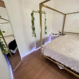 Love Home Ronquillo, hotel in El Ronquillo