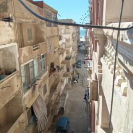 شقه مفروشه بالكامل غرفتين نوم وصالة, hotel in Alexandria