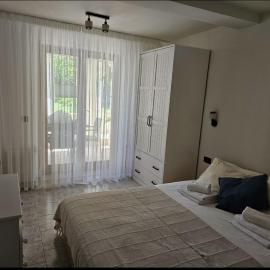 Peaceful apartment immersed in nature near Pula, hotel in Banjole