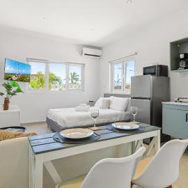 Villa Sirena Azul Apt 1, hotel in Eagle Beach