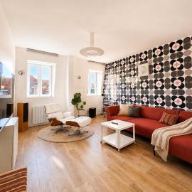 Exceptional Triplex, Design - Art, Private 360 Rooftop, 3 Bedrooms, hôtel à Mulhouse