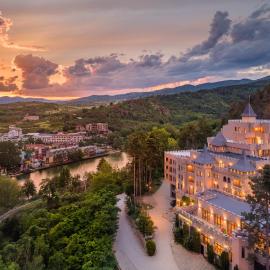 Valentina Castle – hotel w mieście Ognianowo
