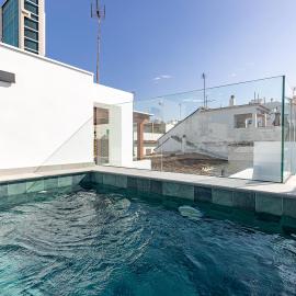 Stylish Terrace and Pool House, Old Town Estepona