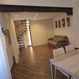 G & N Luxury House