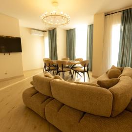 Mos House, hotel din Kobuleti