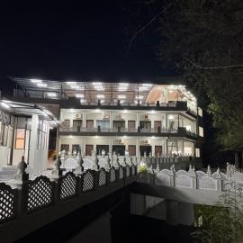 Neem Tree Farm Stay, Hotel in Ujjain
