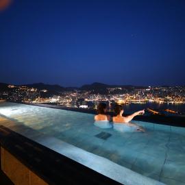 Ooedo Onsen Monogatari Premium Nagasaki Hotel Seifu, khách sạn ở Nagasaki