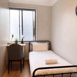 Convenient Auburn Single Room Convenient Direct Trains to CBD - Shared Bathrooms and Amenities