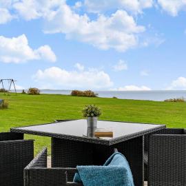 Sct Knudsborg - 12H - Summerhouse on the beach, hotel u gradu 'Brenderup'