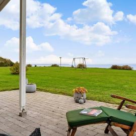 Sct Knudsborg - 12J - Summerhouse on the beach