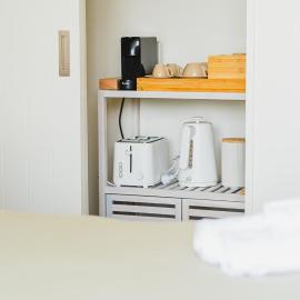 Southern Peaks - Private Room, hotel in Queenstown Airport