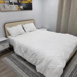 Luxury, Cozy, Brand New, 1-Bedroom Unit, hotel in Kitchener