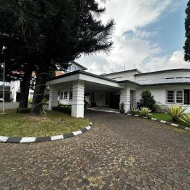 Townhouse Oak Casa D'Ladera Bandung