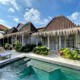 Private 4 Bedroom Villa Love Canggu
