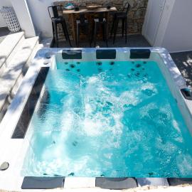 Double Mini Suites Adults Only, hotelli kohteessa Áno Merá