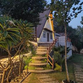 Coco Homes Katra, hotel u gradu Katra