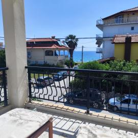 Αιολία Μεζονέτα με θέα τη θάλασσα, hotel em Nea Vrasna