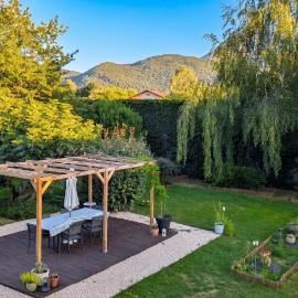 Maison indépendante près d'Izaut-de-l'Hôtel avec jardin