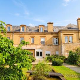 Studio cosy à Sedan avec jardin clôturé de 22 m²