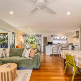 Driftwood Beach House - 2 mins to beach