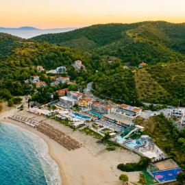 Trypiti Resort Blue Dream Palace and Hive Water Park, מלון בלימנריה
