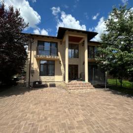 Vila La Cazemată Bucov