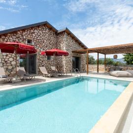 Τilevoides Nisi Villas, hotell i Spartokhórion