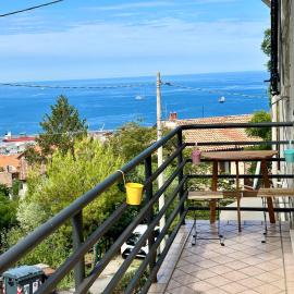 casa Ludovica-vista mare-giardino privato, hotel u Trstu